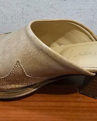 Sandalo aperto con tacco Anna Gualtieri 38