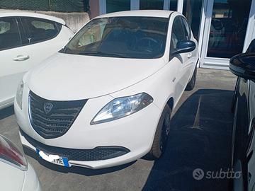 Lancia Ypsilon 1.2 69 CV 5 porte GPL Ecochic Gold