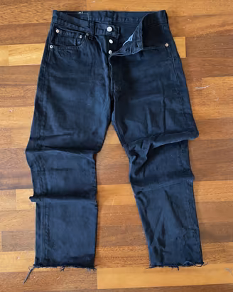 Levi’s jeans nero 501 w31 croppato 