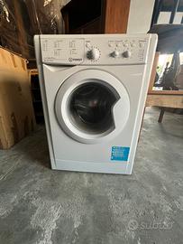 Lavatrice INDESIT