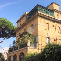 2 LOCALI A ROMA