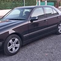 Mercedes e240 w210