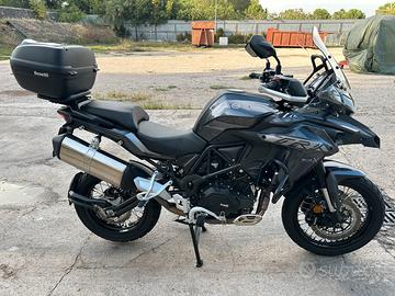 Benelli trk 502x