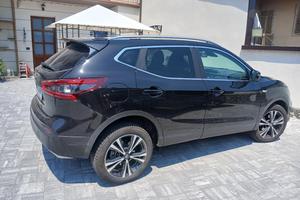 nissan qua