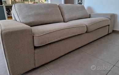 Divano Ikea Kivik 