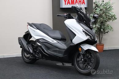 Honda Forza 350