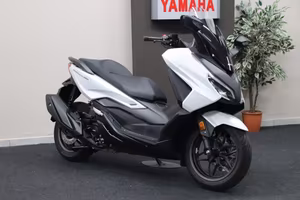 Honda Forza 350
