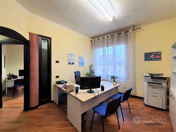 UFFICIO IN CORSO DEL POPOLO