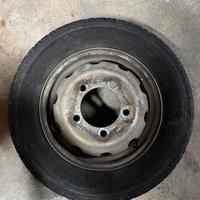Gomma e cerchio 195/70 R15C