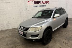 Volkswagen Touareg V6 TDI allestimento Dakar