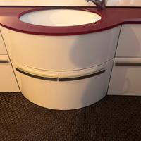 Mobile bagno sospeso