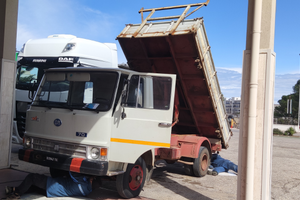 Autocarro OM 70 Ribaltabile