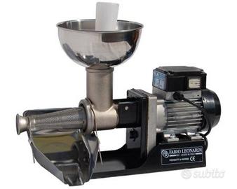 Macchina spremipomodoro Leonardi