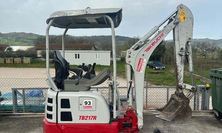 Miniescavatore Takeuchi TB217R