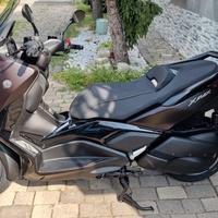 Yamaha X-Max 300 - 2024