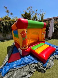 gonfiabili e zucchero filato