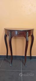 Tavolino antico