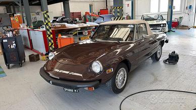 Alfa Romeo Duetto 2000 Veloce