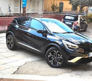 Captur Rs Engineered finanziabile
