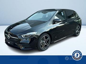 Mercedes-Benz Classe B 180d Automatic AMG Lin...