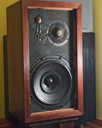 Diffusori Acoustic research AR3