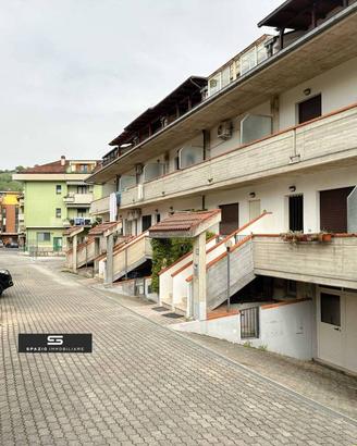 Villetta a schiera di 163 m² con 4 locali e box au