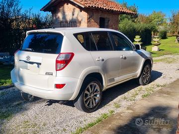 TOYOTA RAV4 3ª serie - 2013