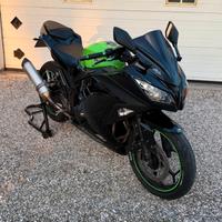 Kawasaki ninja 300