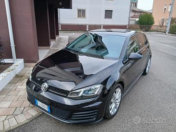 Volkswagen Golf 1.6 TDI 110 CV DSG 5p. Executive c