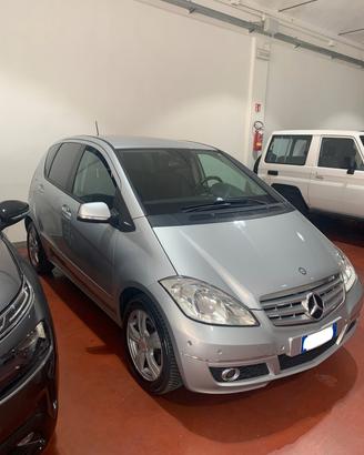 Mercedes-benz A 180 CDI Avantgarde AUTOMATIK--