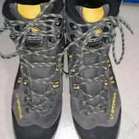 Scarponcini trekking La Sportiva