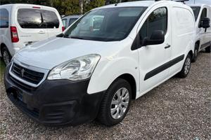 Peugeot partner 1,6 diesel 3 posti anno 2017
