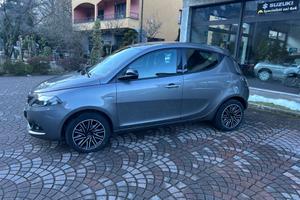 Lancia Ypsilon 1.0 FireFly 5 porte S&S Hybrid Gold