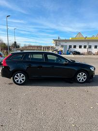 Volvo v60 d3 kinetic