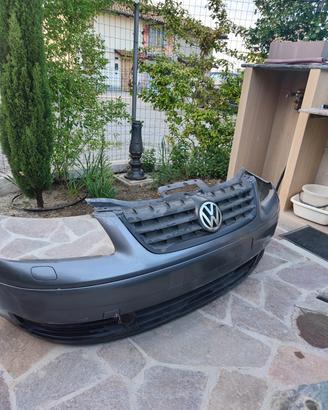 paraurti anteriore Volkswagen Touran prima serie