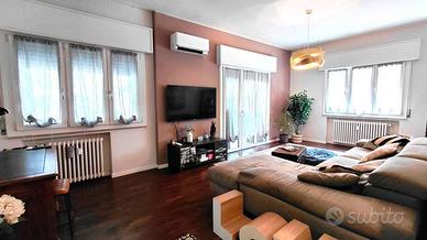 Appartamento di 126 m² con 3 locali e box auto a P