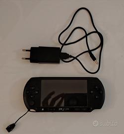 PSP E1004 Street 4,3" + 660 PRO-Updater
