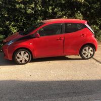 TOYOTA Aygo 1ª serie - 2014
