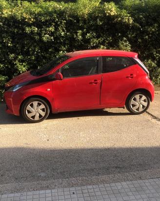 TOYOTA Aygo 1ª serie - 2014