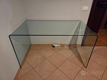 Scrivania in vetro temperato
