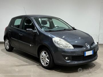 Renault Clio 1.2 (75cv/55kw) 16v Per Neopatentati