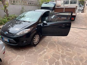 Ford fiesta 1.2 benzina 3 porte