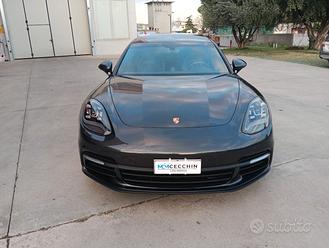 Porsche Panamera 4S unico proprietario 