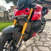 Ducati Streetfighter V4