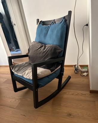 Sedia a dondolo Ikea