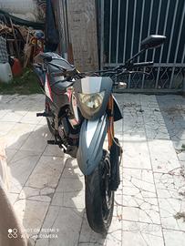 Keeway TXM 125 