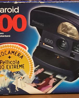 Polaroid 600