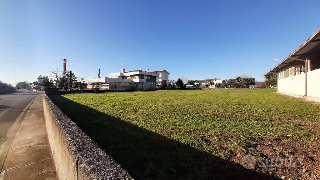 Terreno di 1840 m² a Corno di Rosazzo - Vista 3