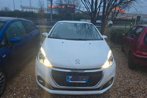 Peugeot 208 - leggete tutta la descrizione