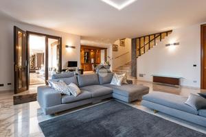 VILLA SINGOLA A REGGIO NELL'EMILIA